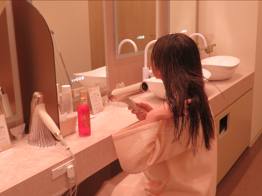 帰りの支度をしている写真
